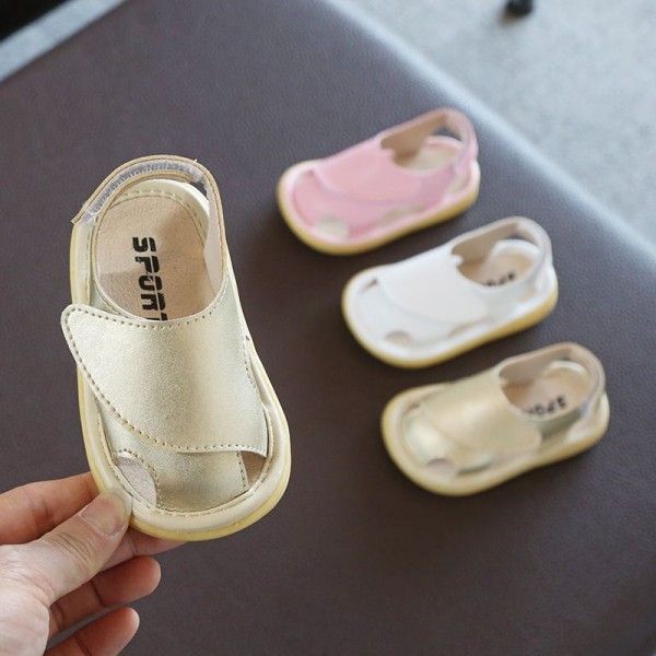 Children's sandals 2020 summer new Baotou men's and women's baby soft soled walking shoes non slip baby shoes 1-3 years old 